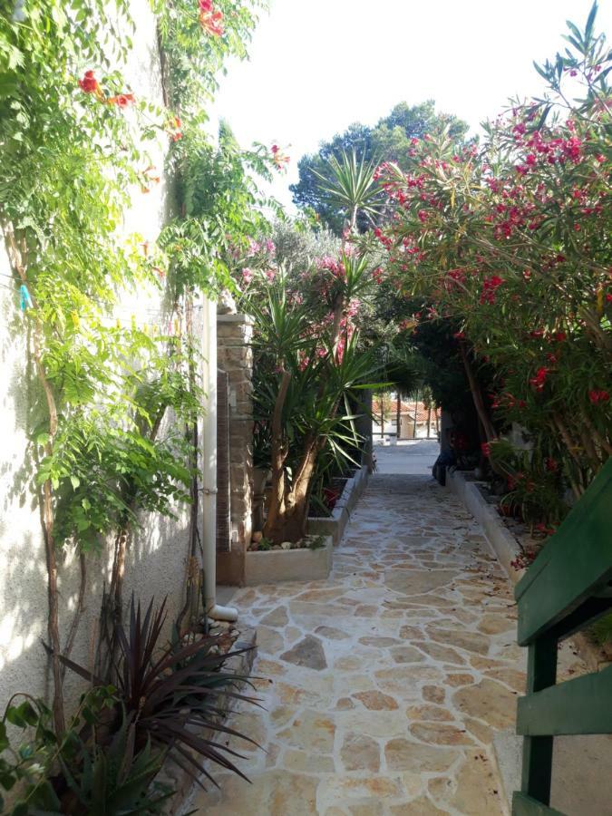Apartments Radic Μπολ Εξωτερικό φωτογραφία